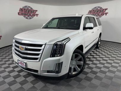 Used 2019 Cadillac Escalade ESV Luxury