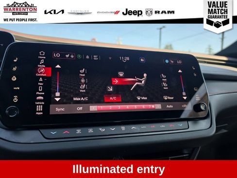 Used 2026 Dodge Charger Scat Pack AWD/4WD image 16