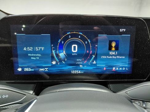 Used 2026 Chevrolet Equinox LT AWD/4WD image 24