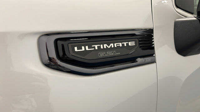 Used 2024 GMC Sierra 1500 Denali Ultimate AWD/4WD image 46