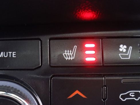 Used 2024 Dodge Durango GT image 22