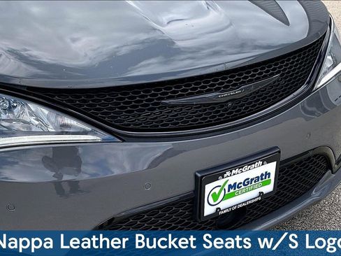Used 2020 Chrysler Pacifica Limited w/ Advanced Safetytec Group image 30