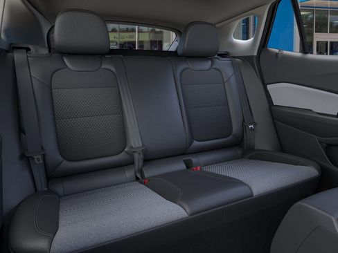 New 2026 Chevrolet Trax LT image 17