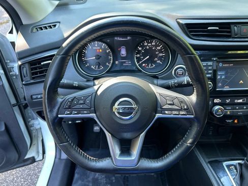 Used 2017 Nissan Rogue Sport SL w/ SL Premium Package AWD/4WD image 22