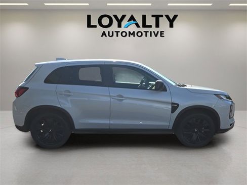 Used 2024 Mitsubishi Outlander Sport LE image 6