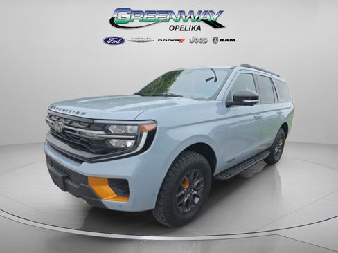 Used 2025 Ford Expedition Tremor AWD/4WD image 15