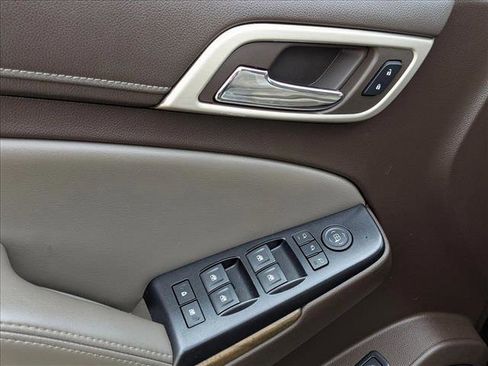 Used 2018 GMC Yukon Denali w/ Denali Ultimate Package image 12