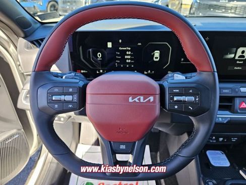 New 2025 Kia K4 GT-Line image 13