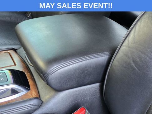 Used 2021 Nissan Armada SL w/ Captain's Chairs Package RWD image 10