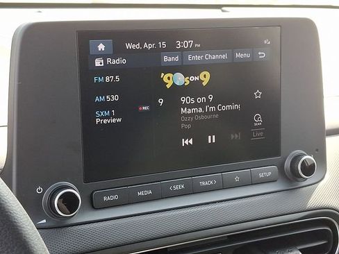 Used 2023 Hyundai Kona SEL AWD/4WD image 3