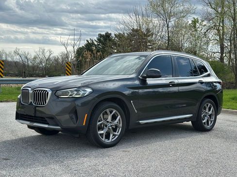 Used 2022 BMW X3 xDrive30i w/ Premium Package 2 AWD/4WD image 3