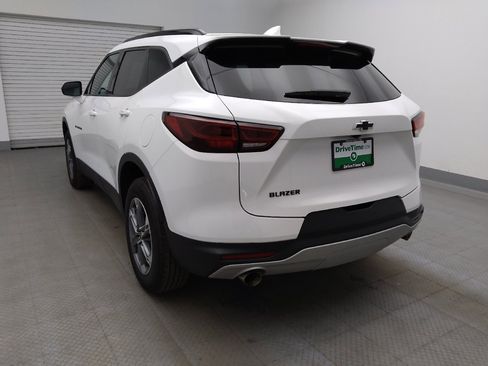 Used 2024 Chevrolet Blazer LT w/ Convenience Package FWD image 5