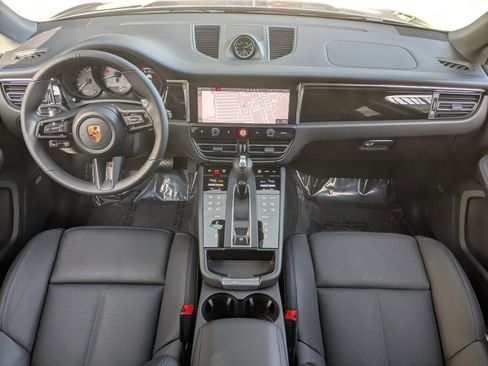 New 2026 Porsche Macan S image 23