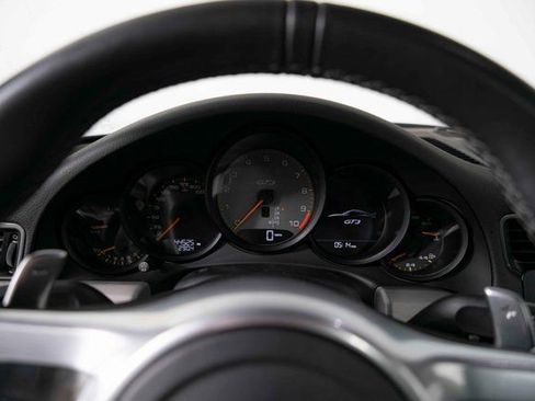 Used 2015 Porsche 911 GT3 image 18