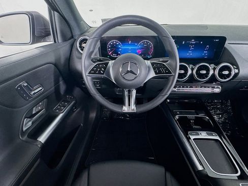 Certified 2026 Mercedes-Benz GLA 250 image 5