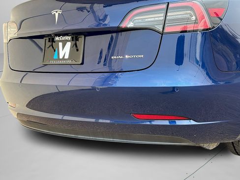 Used 2018 Tesla Model 3 Long Range AWD/4WD image 5