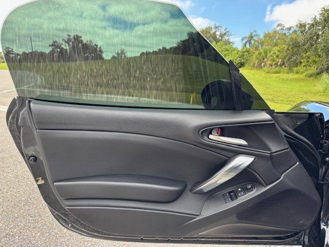 Used 2018 FIAT 124 Spider Abarth RWD image 11