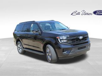 New 2027 Ford Expedition Active RWD video 2