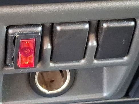 Used 1999 Jeep Wrangler SE image 24