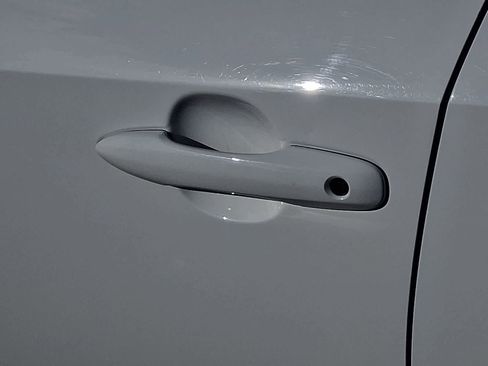 Certified 2025 Toyota Corolla LE image 33