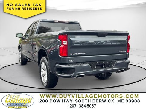 Used 2019 Chevrolet Silverado 1500 Custom w/ Custom Value Package RWD image 3