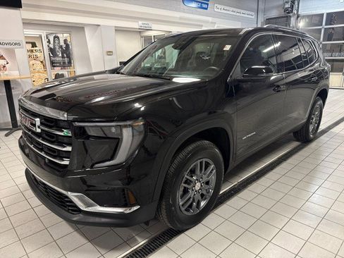 Used 2025 GMC Acadia Elevation image 7