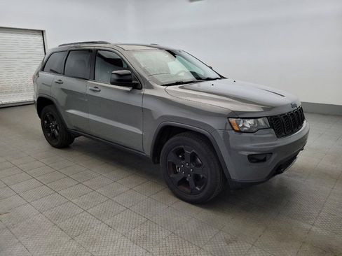 Used 2019 Jeep Grand Cherokee Laredo image 11