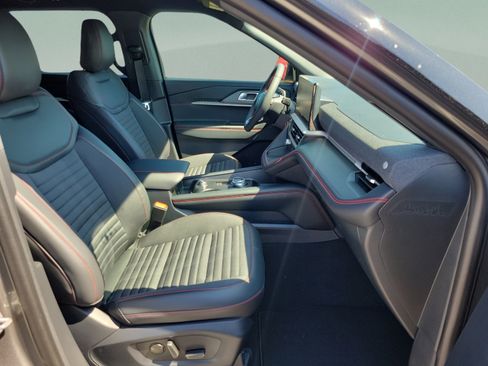 New 2026 Ford Explorer ST-Line RWD image 32