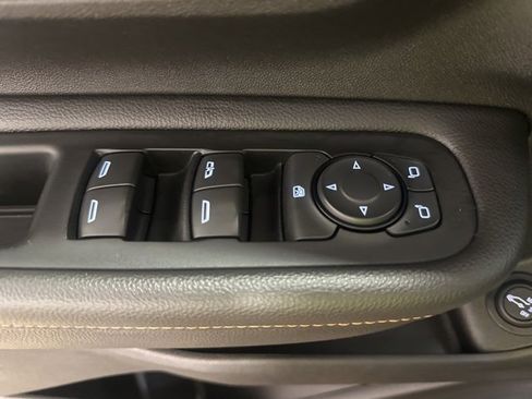 Used 2018 GMC Terrain SLT w/ Preferred Package image 11