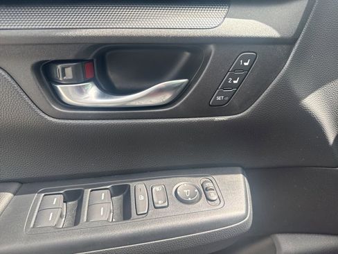 Used 2025 Honda CR-V Sport-L image 9