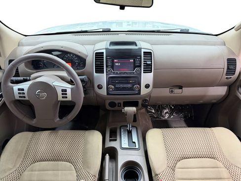 Used 2017 Nissan Frontier SV RWD image 12