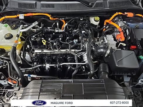 Used 2024 Lincoln Corsair Grand Touring image 16