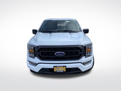 Certified 2022 Ford F150 XLT w/ Equipment Group 302A High image 11