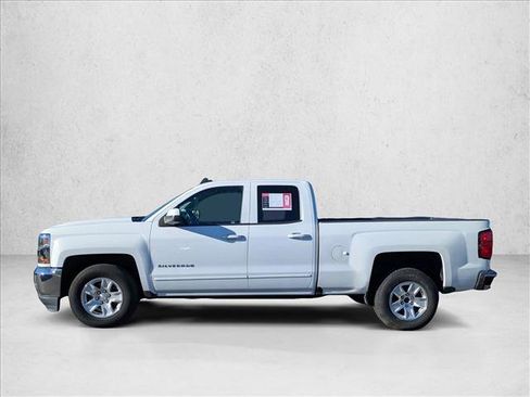 Used 2018 Chevrolet Silverado 1500 LT w/ All Star Edition image 9