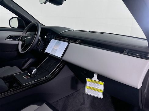 New 2026 Land Rover Range Rover Velar Dynamic SE image 27