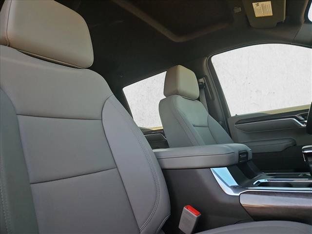 Certified 2025 Chevrolet Silverado 1500 LTZ AWD/4WD image 21