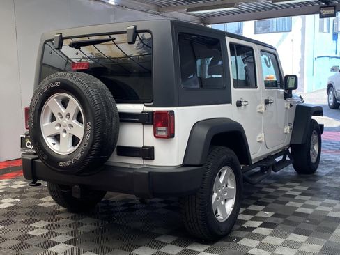 Used 2018 Jeep Wrangler Unlimited Sport S AWD/4WD image 6