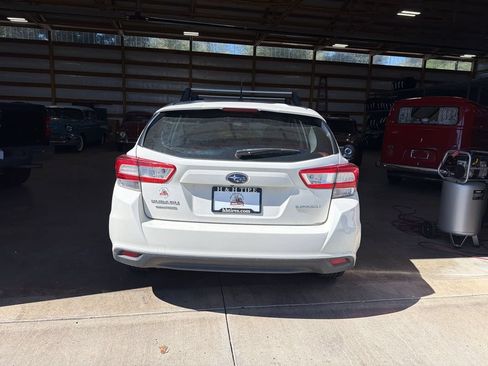 Used 2018 Subaru Impreza 2.0i AWD/4WD image 9