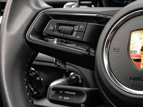 Used 2022 Porsche Macan S AWD/4WD image 16