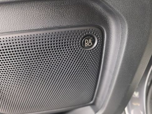 Used 2021 Ford Escape Titanium FWD image 13