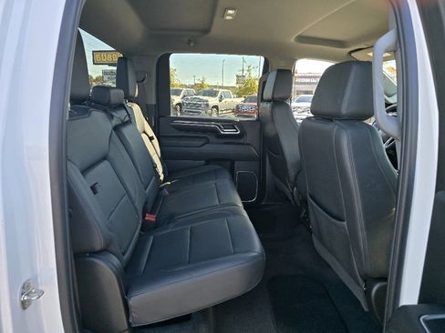 Used 2024 Chevrolet Silverado 2500 LTZ image 13