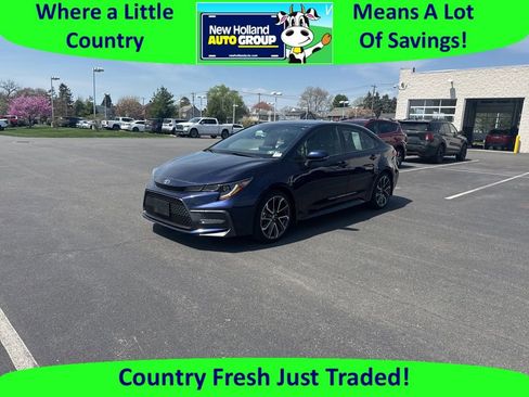 Used 2022 Toyota Corolla SE image 1