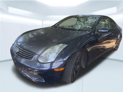Used 2004 INFINITI G35 Coupe w/ Premium Pkg RWD image 2