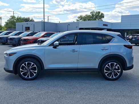 Used 2022 MAZDA CX-5 AWD 2.5 S w/ Premium Package image 4