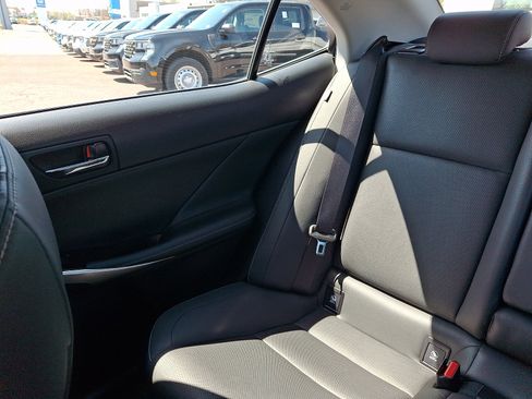 Used 2016 Lexus IS 300 AWD w/ Navigation System Package image 18