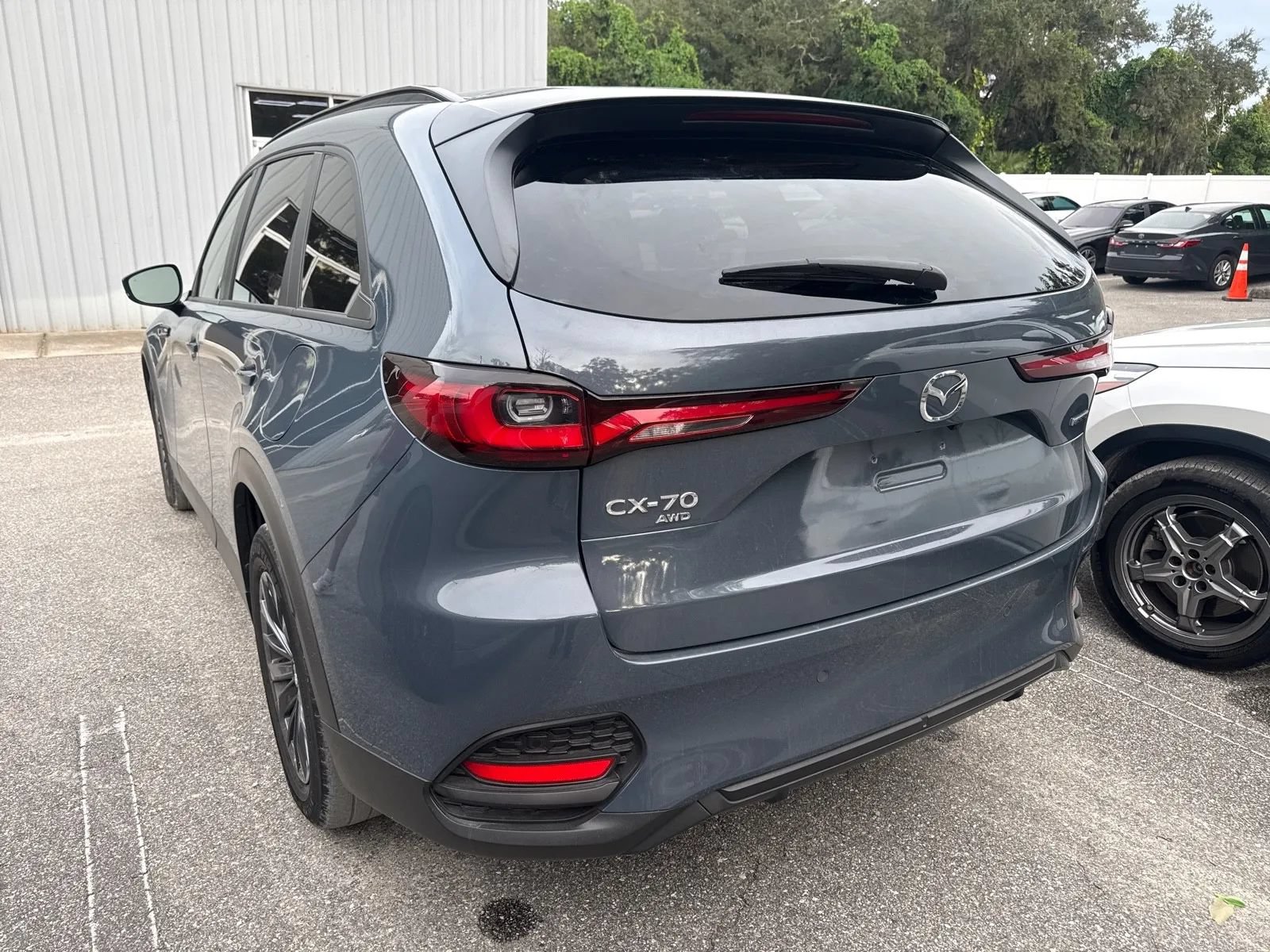 Used 2025 MAZDA CX-70 3.3 Turbo w/ Preferred Package AWD/4WD image 10