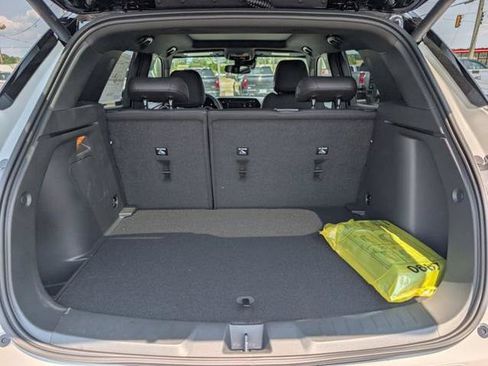 New 2026 Chevrolet TrailBlazer RS w/ Convenience Package FWD image 32