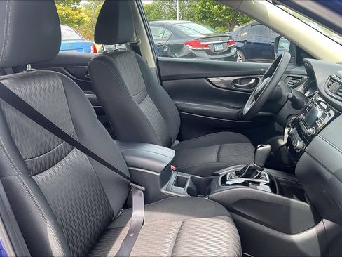 Used 2017 Nissan Rogue S AWD/4WD image 7