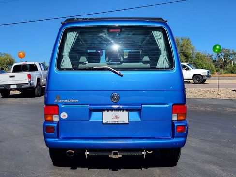 Used 2002 Volkswagen Eurovan MV image 4