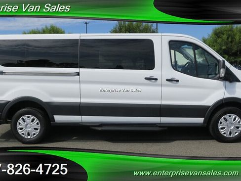 Used 2023 Ford Transit 350 XLT RWD image 4